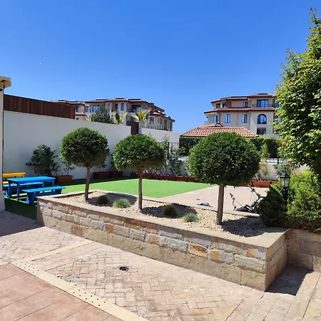 Violeta - With Sea View In 1st Line Sarafowo 아파트