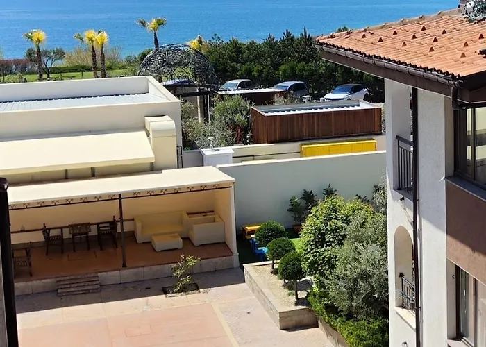 Violeta - With Sea View In 1st Line Sarafowo Апартамент *