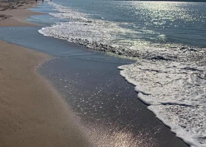 Violeta - With Sea View In 1st Line Sarafowo *