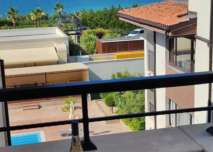 Violeta - With Sea View In 1st Line Sarafowo Апартамент Бургас